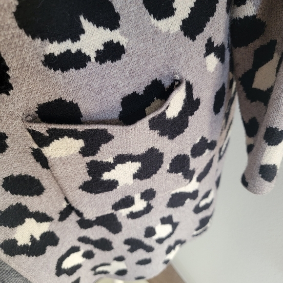 Open Front Grey Leopard Pocket Long Hooded Cardigan Size L Large - Picture 5 of 13